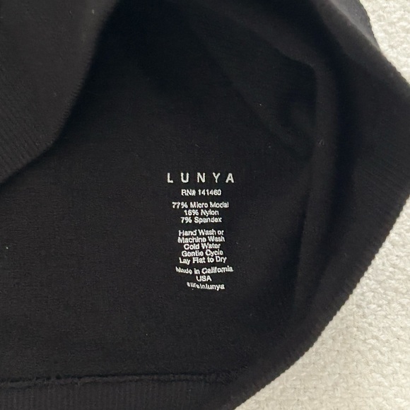 Lunya Seamless High Neck Crop
Bralette - Picture 6 of 6